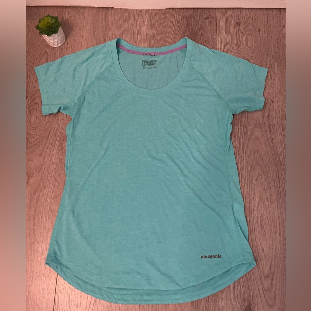 Patagonia woman’s shirt